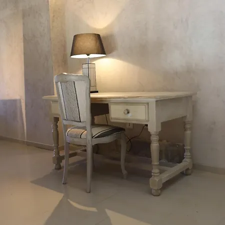 Διαμέρισμα Duplex Medieval 4 12 Personnes Unique Face Au Chateau De - Uzes