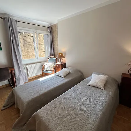 Διαμέρισμα Duplex Medieval 4 12 Personnes Unique Face Au Chateau De - Uzes *