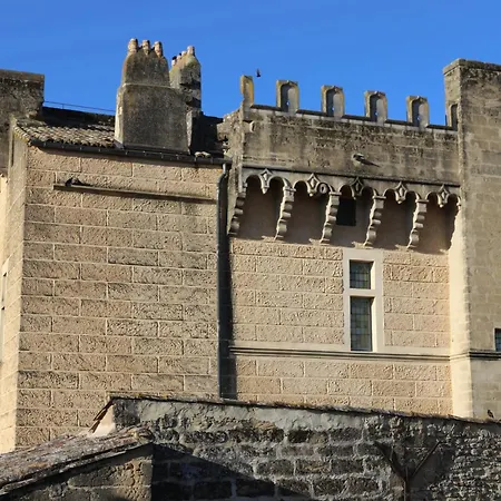 Διαμέρισμα Duplex Medieval 4 12 Personnes Unique Face Au Chateau De - Uzes